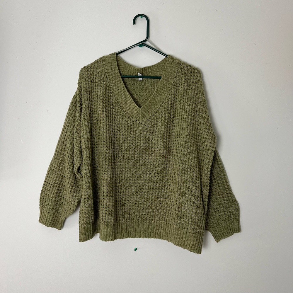M/L WAFFLE KNIT V-NECK SWEATER
